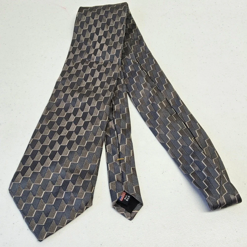 Innocenti Tom James Necktie‎ Mens Grey Silk Geometric Woven Made in USA